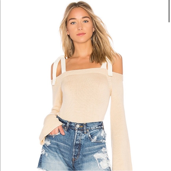 H&M Tops - NWT Mercer Sweater Top